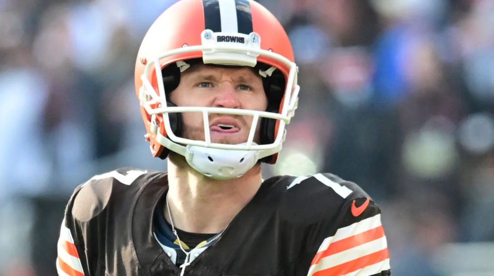 Cleveland Browns fornyer veteran kicker Hopkins med en stor sum penge